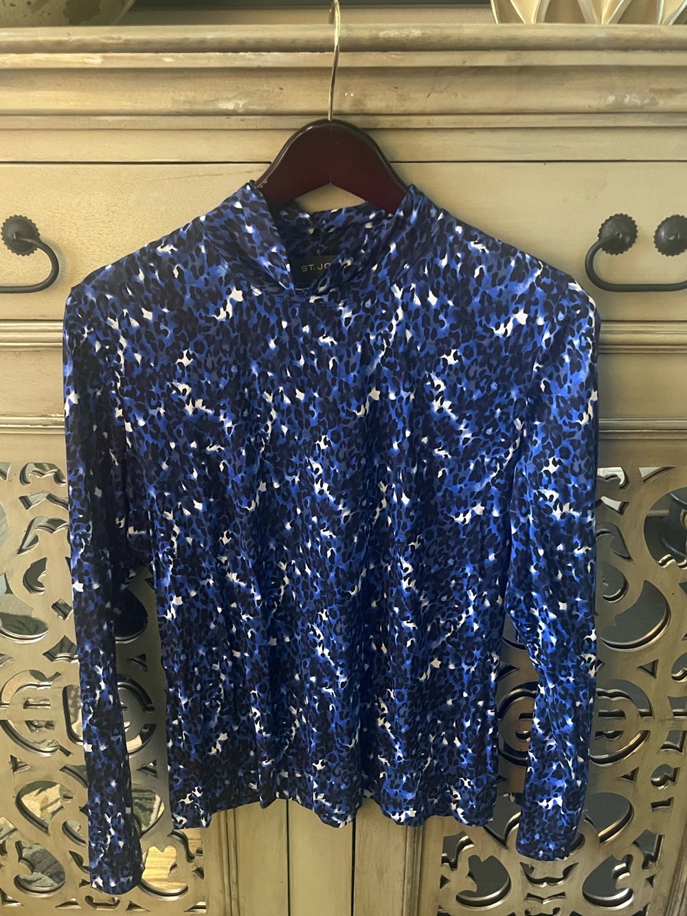 St. John Blue Leopard Print Long Sleeve Top